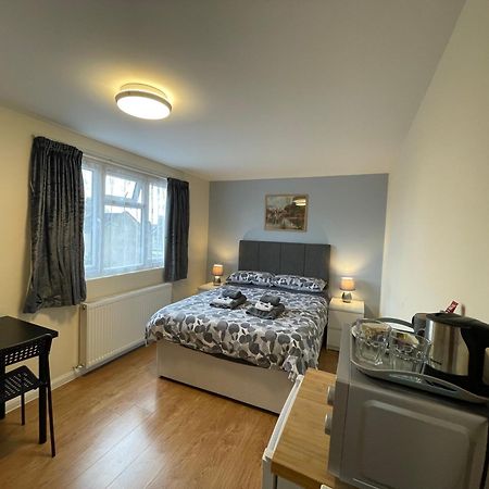 Kensal Lodge Guest House Londra Esterno foto