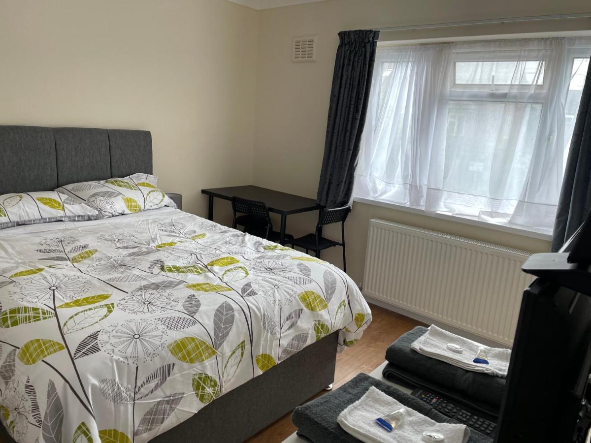 Kensal Lodge Guest House Londra Esterno foto