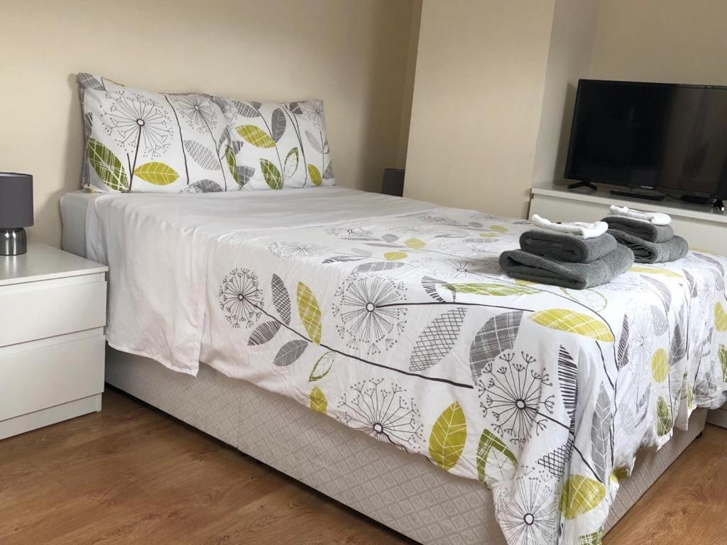 Kensal Lodge Guest House Londra Esterno foto