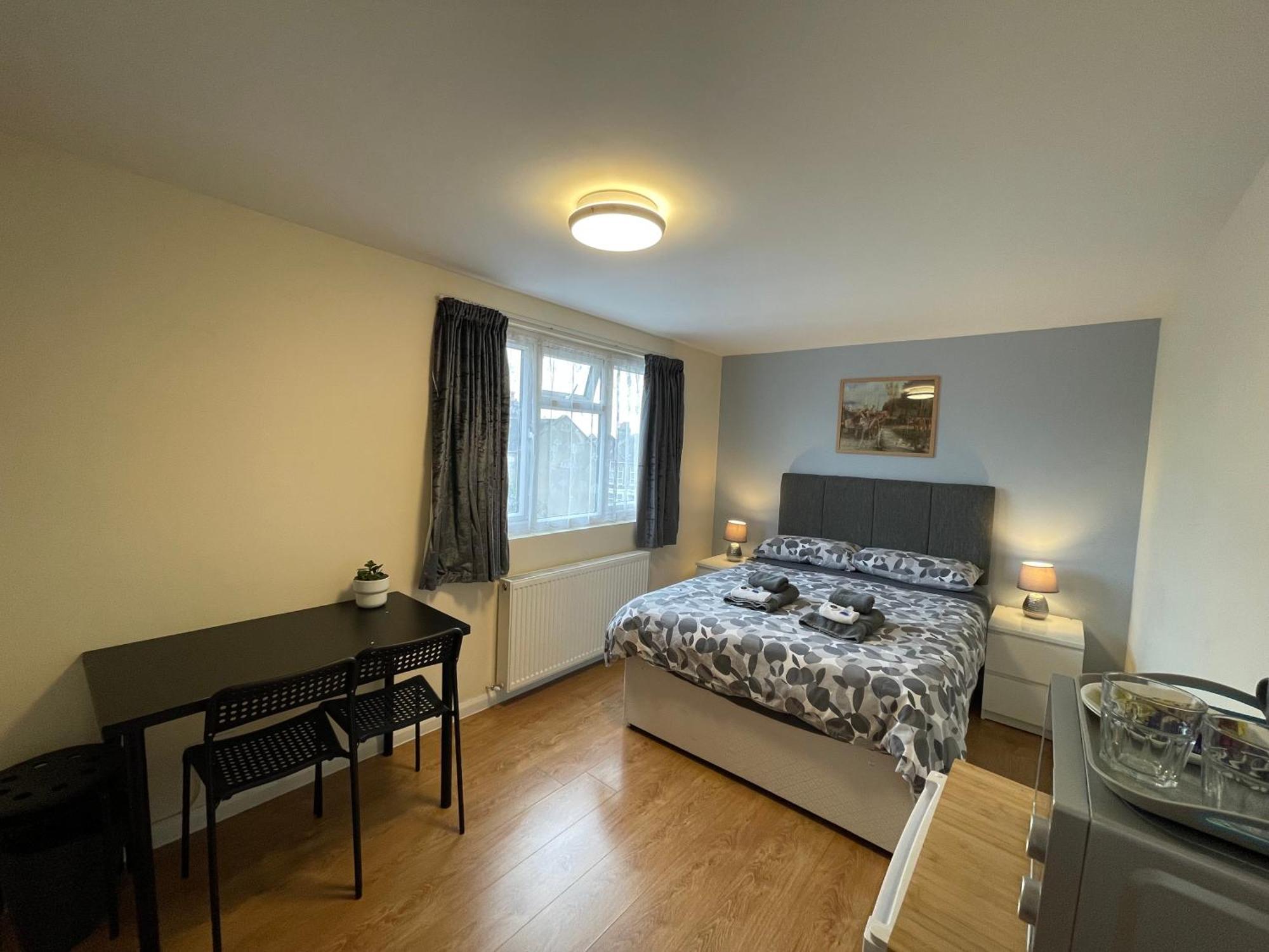 Kensal Lodge Guest House Londra Esterno foto