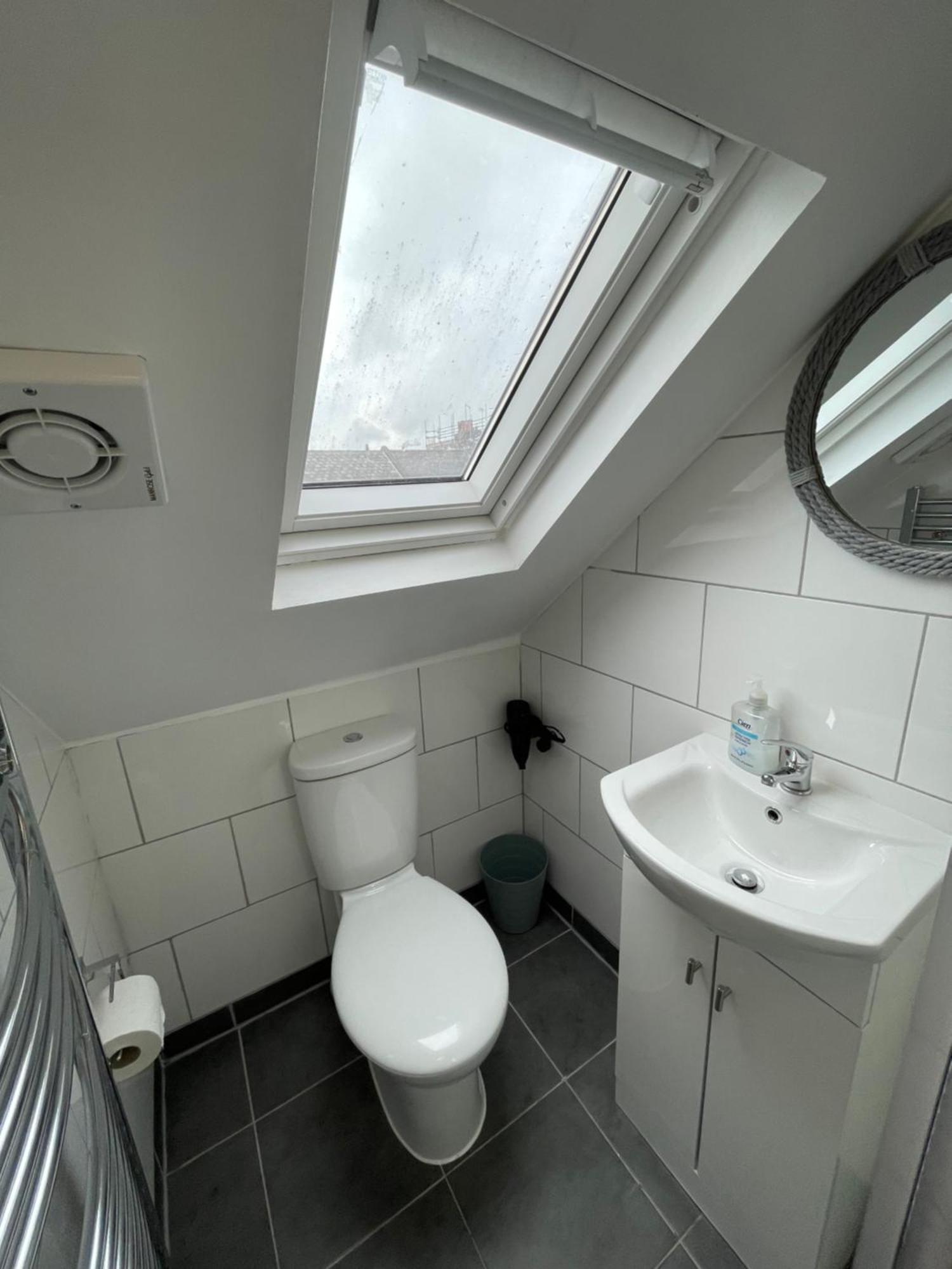 Kensal Lodge Guest House Londra Esterno foto